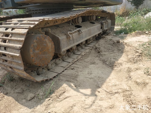 沃尔沃 EC210BLC 挖掘机