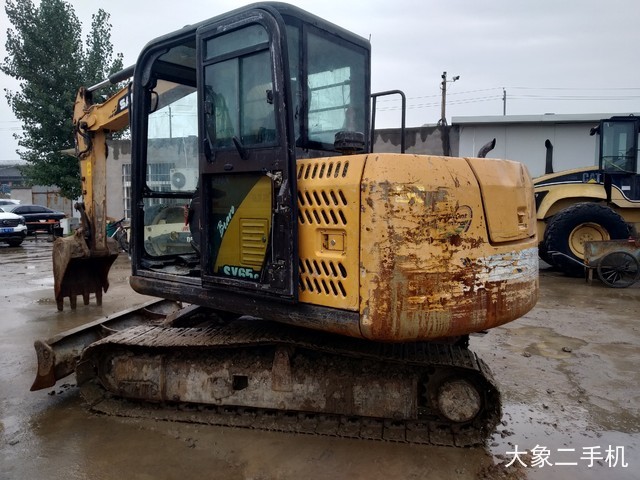 三一重工 SY65C 挖掘机