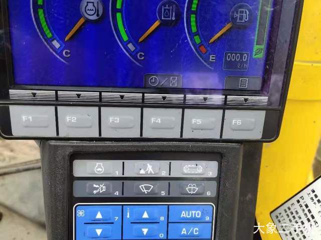 小松 PC360-8M0 挖掘机