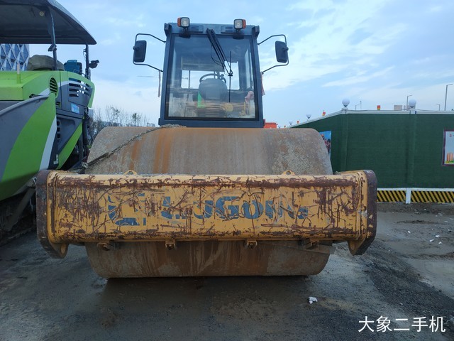 柳工 ZL50C基本型 压路机