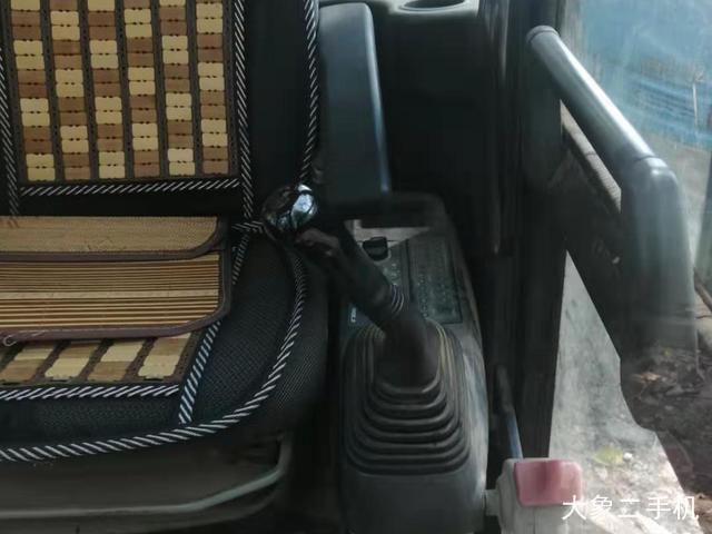 三一重工 SY65C-9 挖掘机