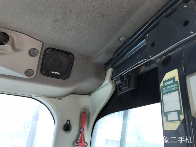 神钢 SK200-10 挖掘机