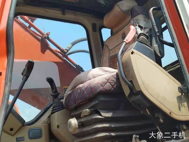 斗山 DH215-7 挖掘机