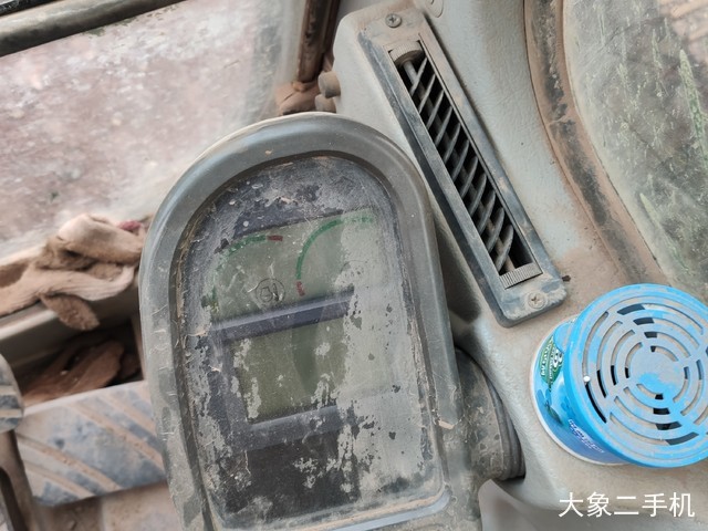 山东临工 LG6150 挖掘机