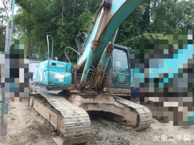 神钢 SK250-8 挖掘机