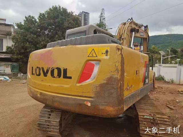 雷沃重工 FR150E 挖掘机