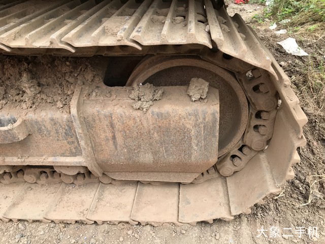 沃尔沃 EC200D 挖掘机