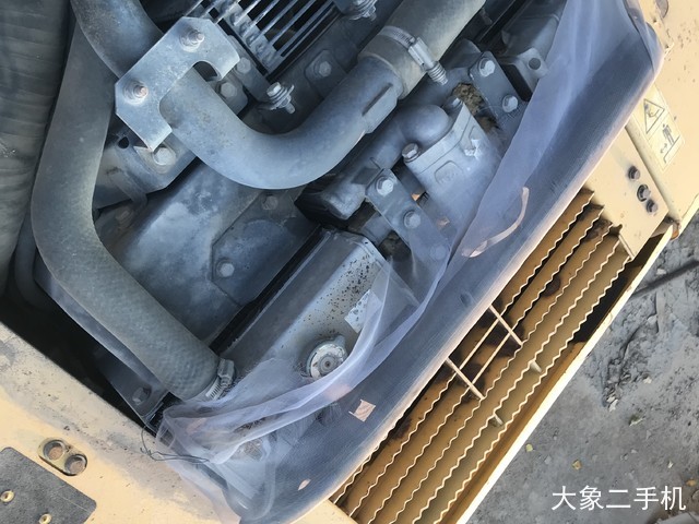 小松 PC220-8 挖掘机