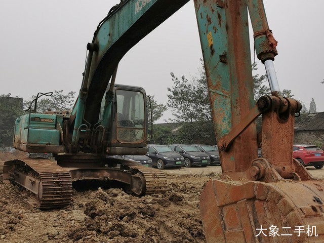 神钢 SK250LC-8 挖掘机