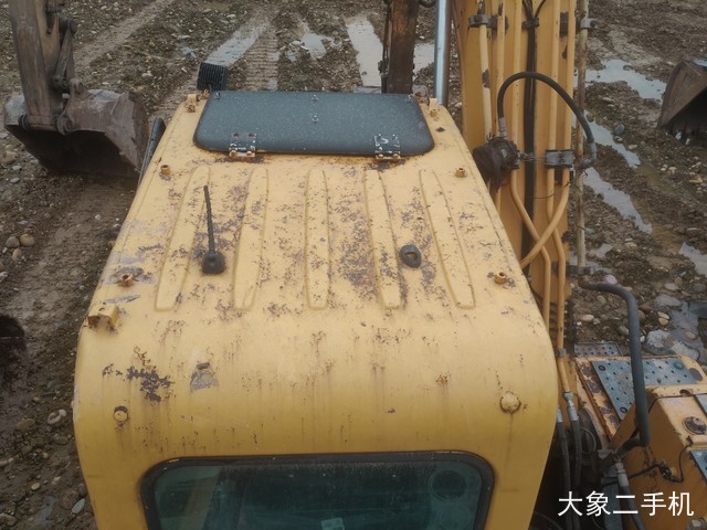 现代 R150LC-9 挖掘机