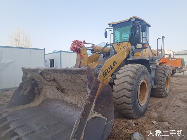 山东临工 LG953L节能型 装载机