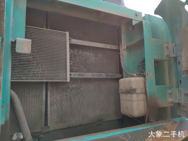 神钢 SK350LC-8 挖掘机