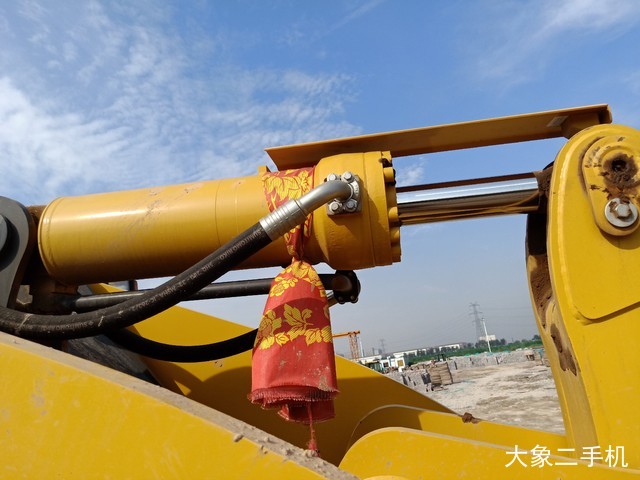 山东临工 L955F 装载机