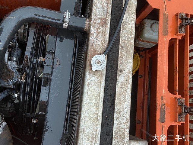 斗山 DH220 挖掘机