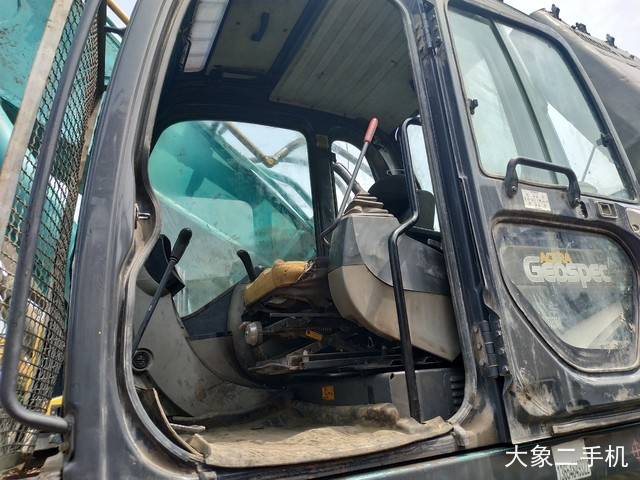 神钢 SK460-8 挖掘机