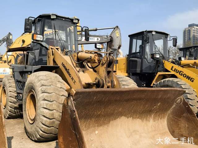 龙工 LG853 装载机