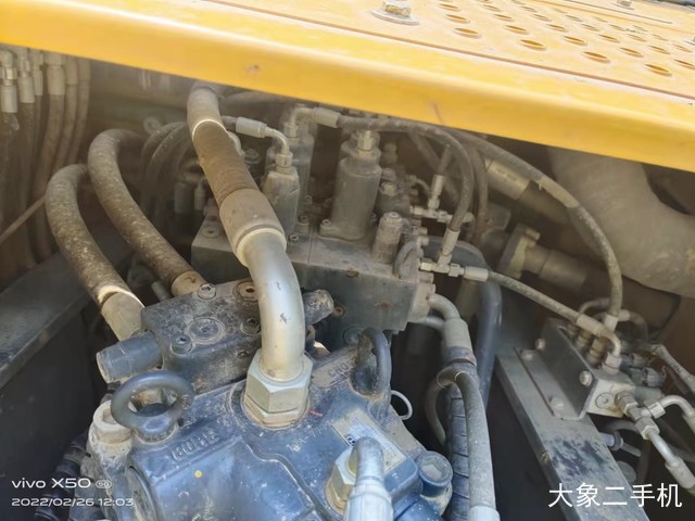 徐工 XE215D 挖掘机