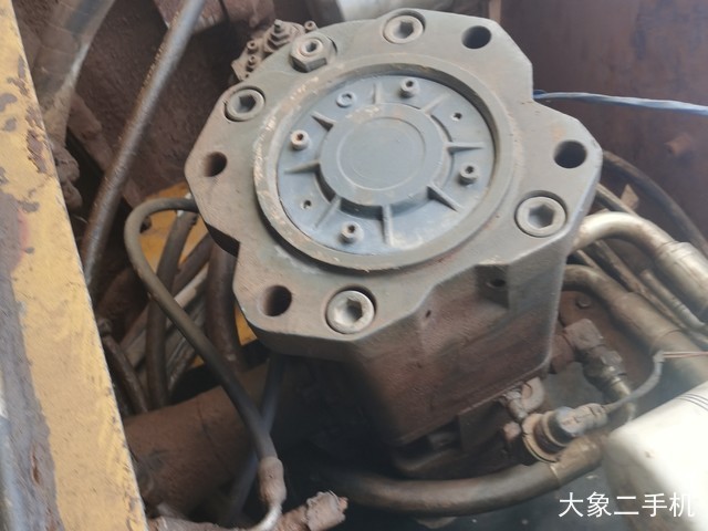 山东临工 LG6360E 挖掘机