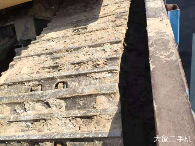 卡特彼勒 305.5E2小型液压 挖掘机