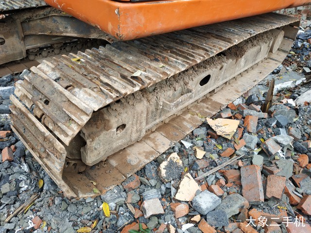 斗山 DX150LC 挖掘机