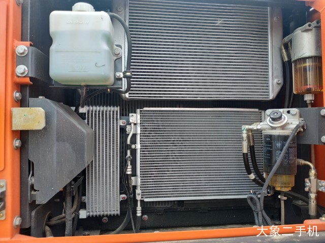 斗山 DX215-9C 挖掘机