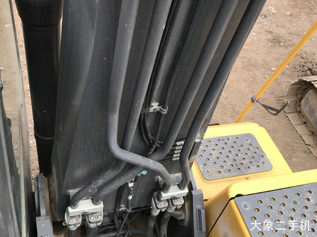 沃尔沃 EC200D 挖掘机