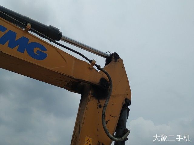 徐工 XE470D 挖掘机