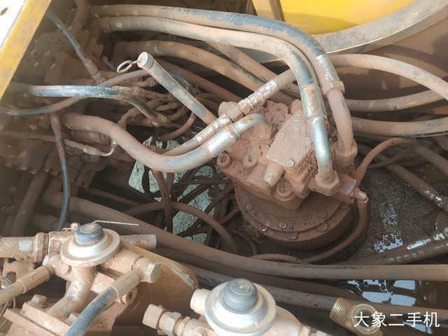 沃尔沃 EC210BLC 挖掘机