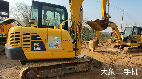 小松 PC56-7 挖掘机
