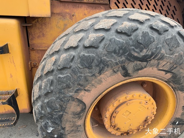 龙工 LG520A机械驱动 压路机