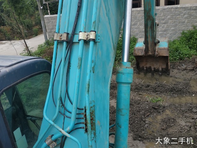 神钢 SK260LC-8 挖掘机