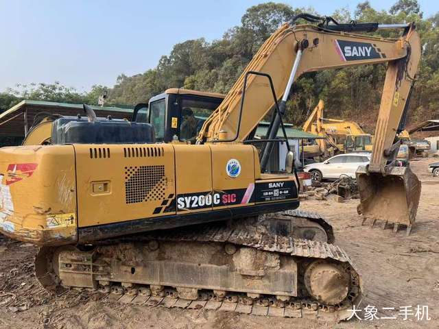 三一重工 SY200C 挖掘机
