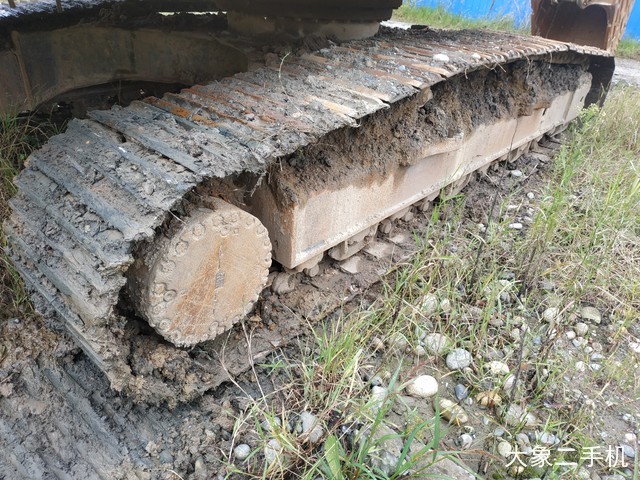 小松 PC240LC-8M0 挖掘机