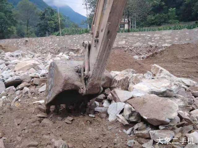 厦工 XG815LC 挖掘机