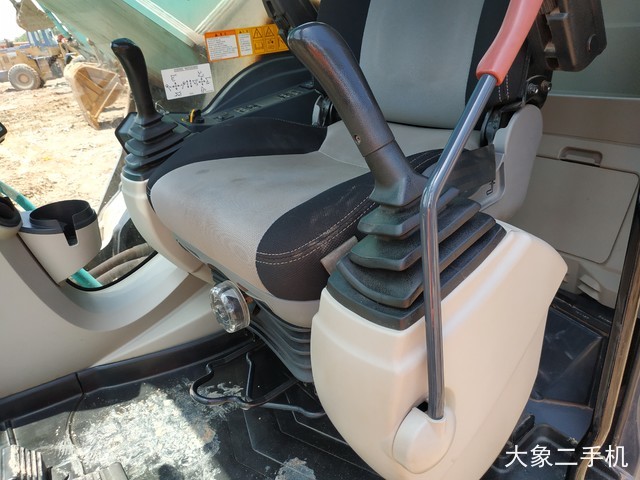 神钢 SK350LC-10 挖掘机