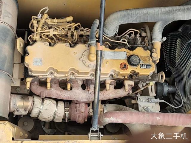 卡特彼勒 323D2L 挖掘机