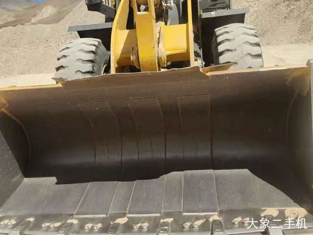山东临工 L956F 装载机