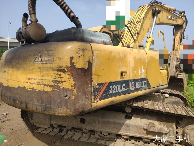 柳工 CLG200-3 挖掘机