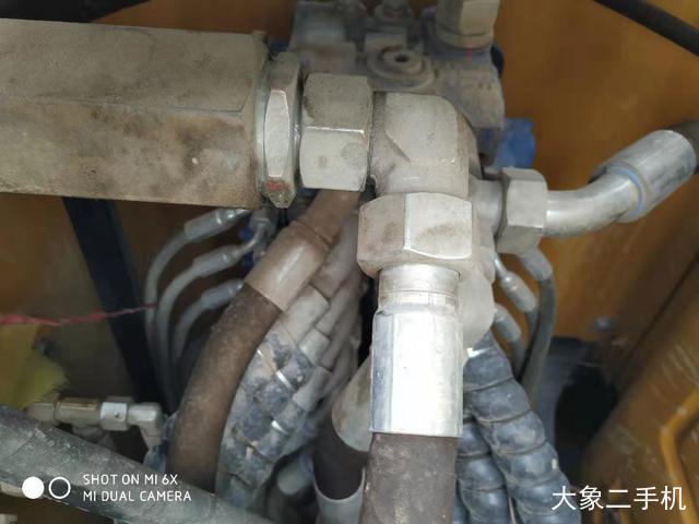 徐工 XE75D 挖掘机