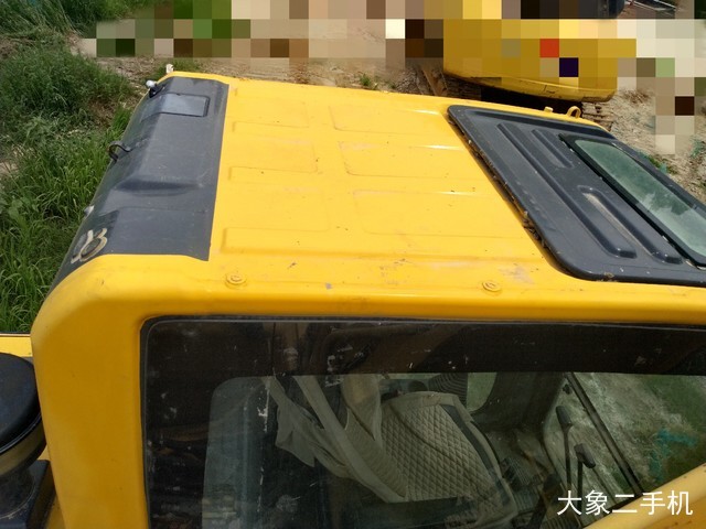 小松 PC240LC-8M0 挖掘机