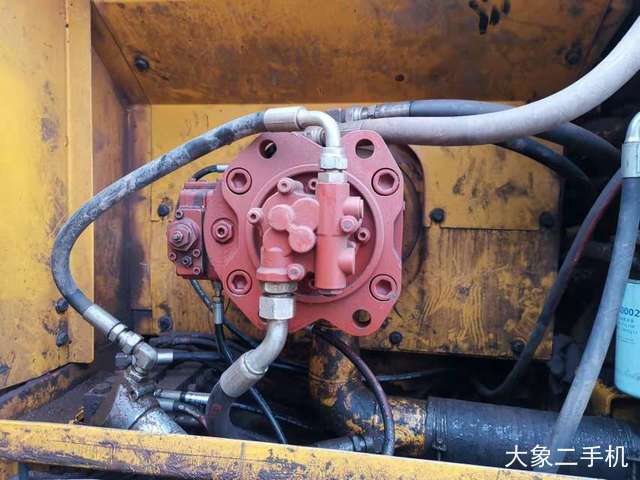 现代 R225LC-7 挖掘机