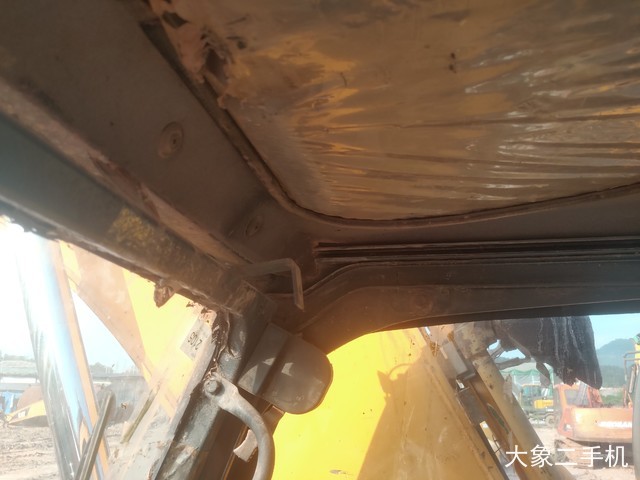 现代 R150LC-9 挖掘机