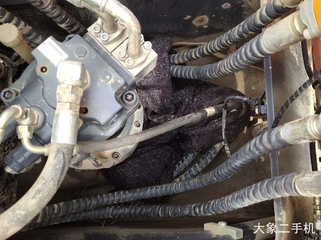 斗山 DH225LC-9 挖掘机