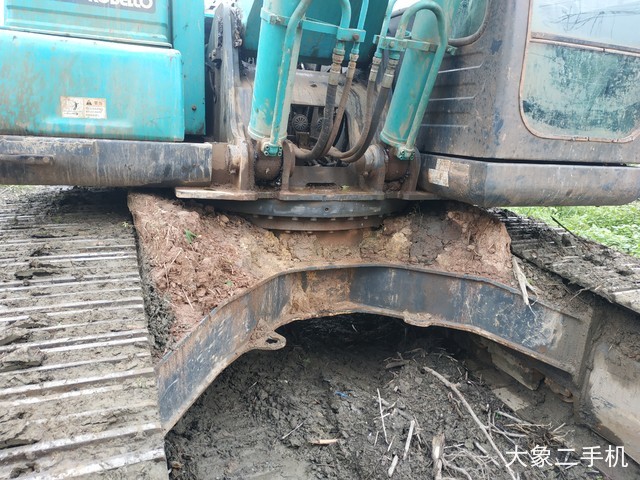 神钢 SK260LC-8 挖掘机