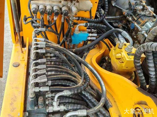 犀牛重工 XN90-Y 挖掘机