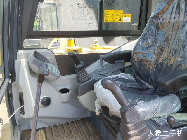 徐工 XE60D 挖掘机