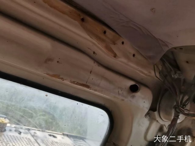 卡特彼勒 320B 挖掘机