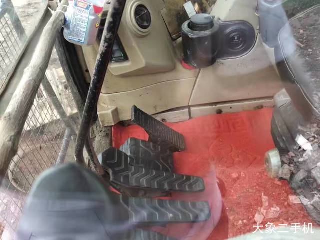 卡特彼勒 320C 挖掘机