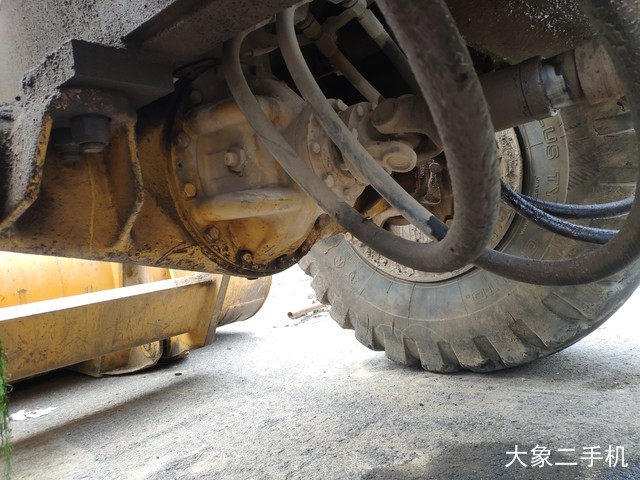 山东临工 LG952 装载机