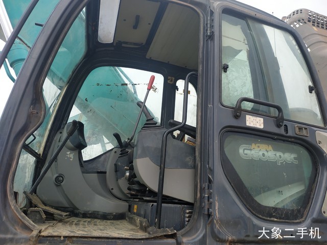 神钢 SK330-8 挖掘机